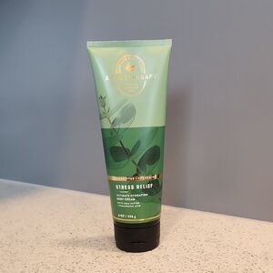 Bath & Body Works Aromatherapy Stress Relief Eucalyptus & Spearmint Body Cream